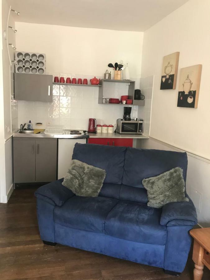 Ferienwohnung Le Petit Logement Pre-en-Pail-Saint-Samson Exterior foto