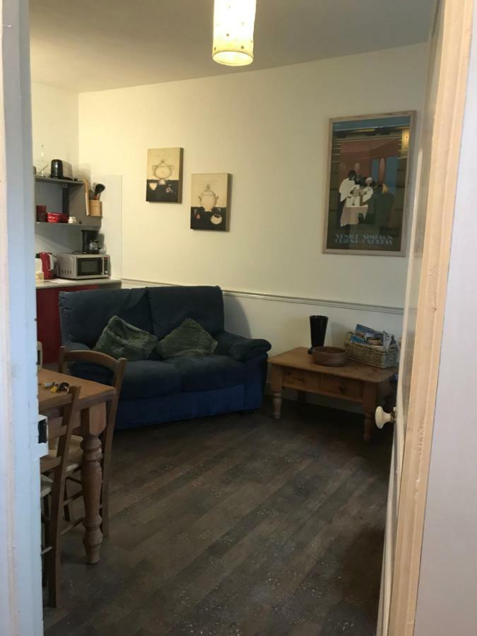 Ferienwohnung Le Petit Logement Pre-en-Pail-Saint-Samson Exterior foto